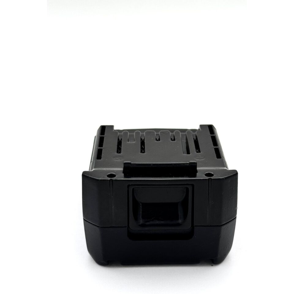 Makita Matkap  2.5Ah 14.4V  Batarya – Orjinal Uyumlu Uzun Ömürlü, Yüksek Performans Pil