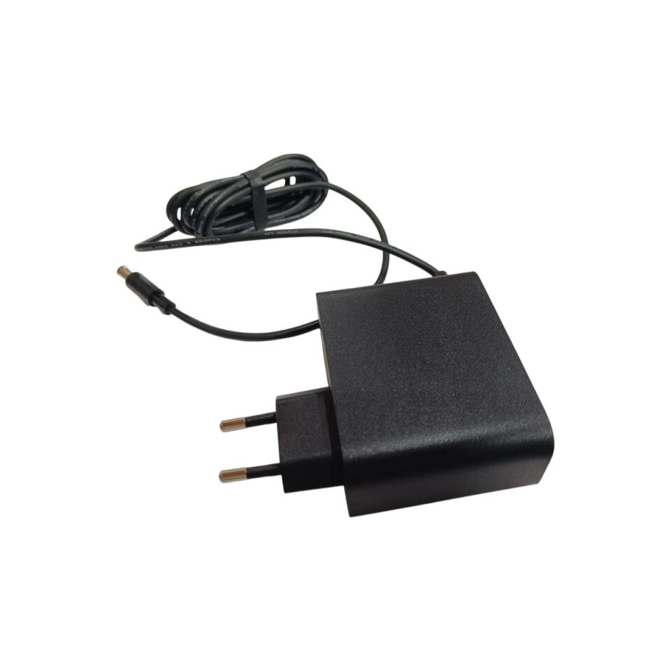 Xiaomi Elektrikli Scooter 4g Şarj Aleti 24.2V 1.5A 36.3W NBW24W501D5N-EU