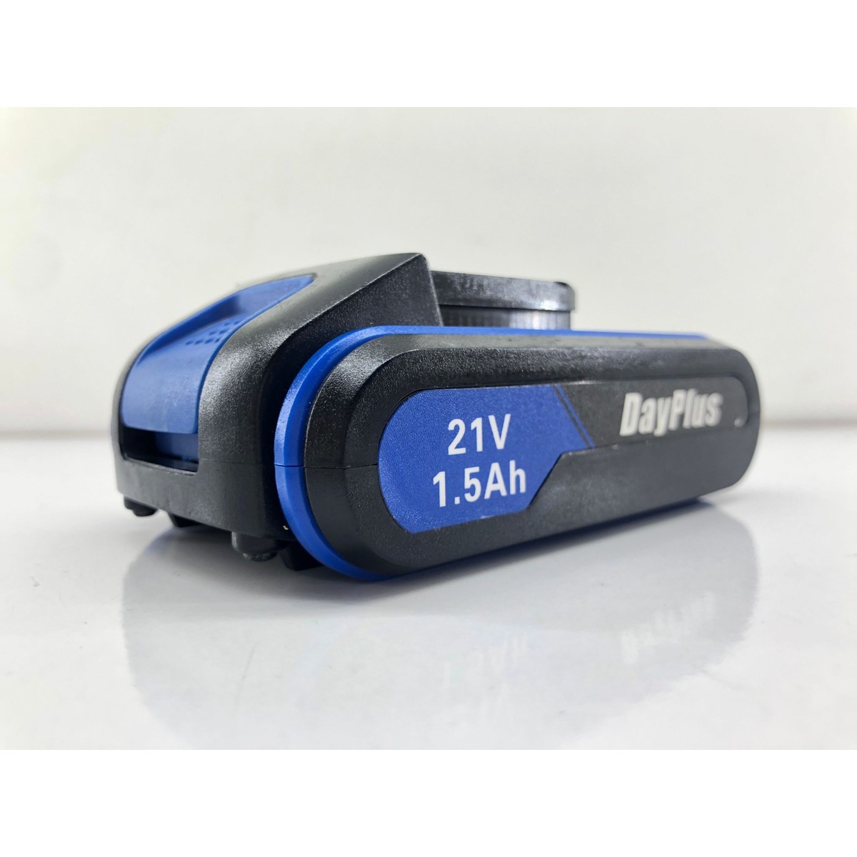 Dayplus 21 V 1.5 Ah Batarya