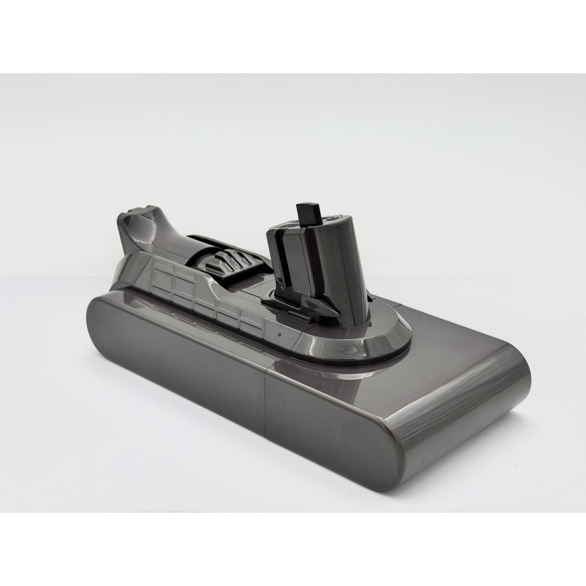 Dyson V15 Detect ve V15S Detect Submarine SV22/SV47 4000 Mah Süpürge Batarya – Yüksek Kapasiteli, Güçlü ve Dayanıklı Yedek Pil | Uzun Ömürlü Li-ion Batarya