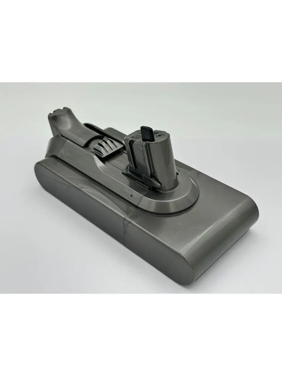 Dyson V15 Detect ve V15S Detect Submarine SV22/SV47 4000 Mah Süpürge Batarya – Yüksek Kapasiteli, Güçlü ve Dayanıklı Yedek Pil